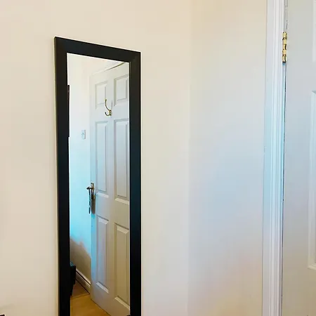 Gra *